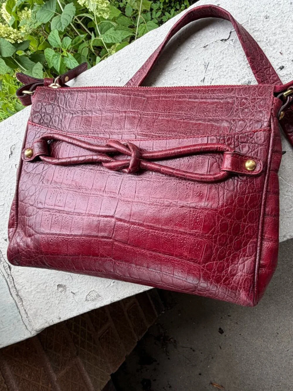 BRAHMIN Vintage 90s Melbourne Deep Red Bow Detail Top Zip Moc Croc Shoulder Bag